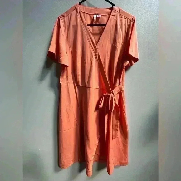 NWOT | Yarrow Tiffany Adaptive Wrap Dress | Women’s Size L | Coral - Picture 4 of 12